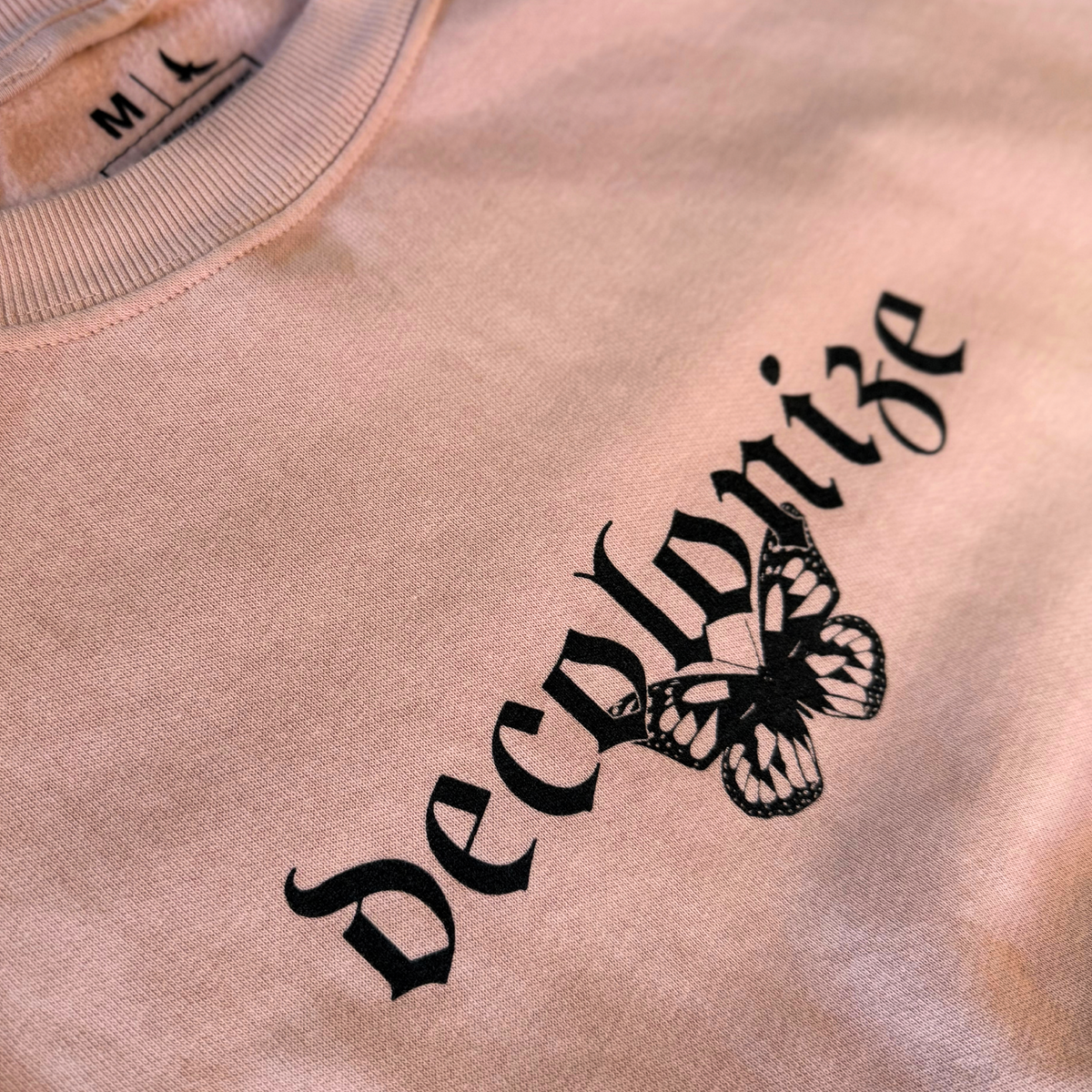 PINK DECOLONIZE CREW - BOXY FIT